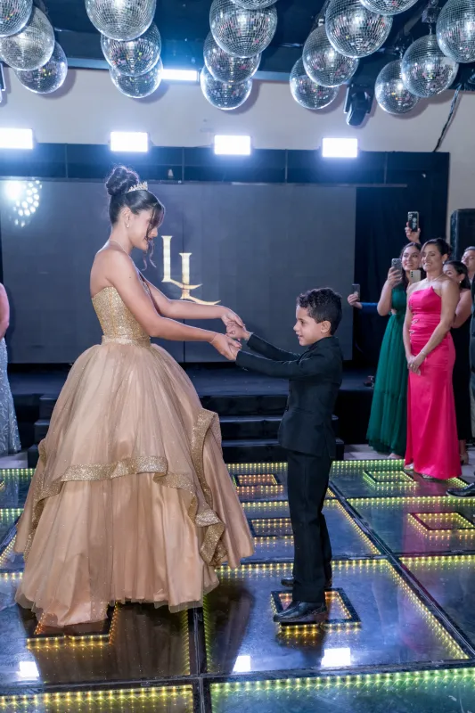Larissa 15 anos - Foto 15